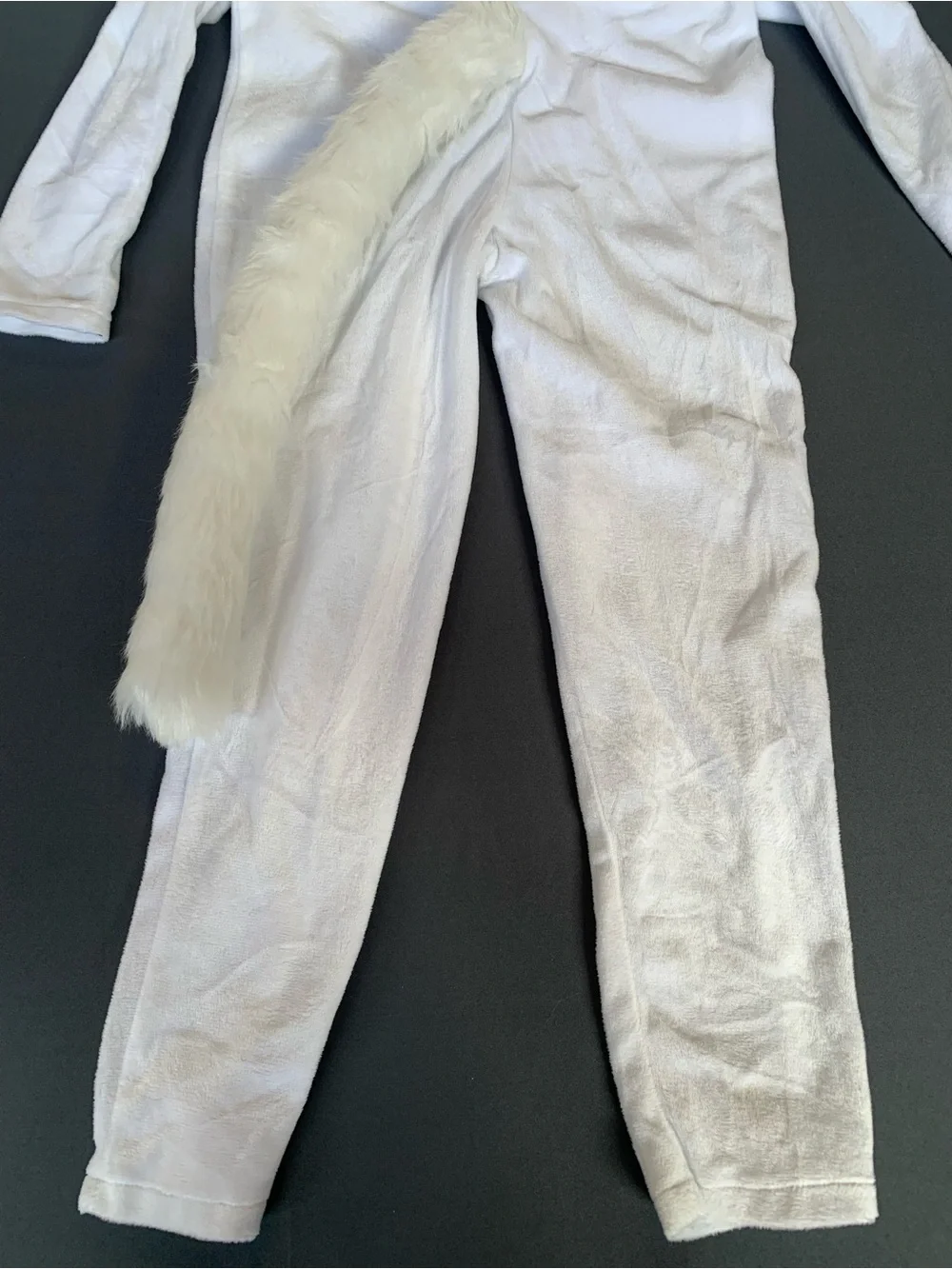 Kids White Cat Costume Jumpsuit with Paw Gloves Tail Hood and Shoe Covers Size M